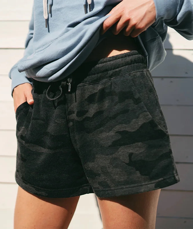 Women's California Wave Wash Short Black Camo